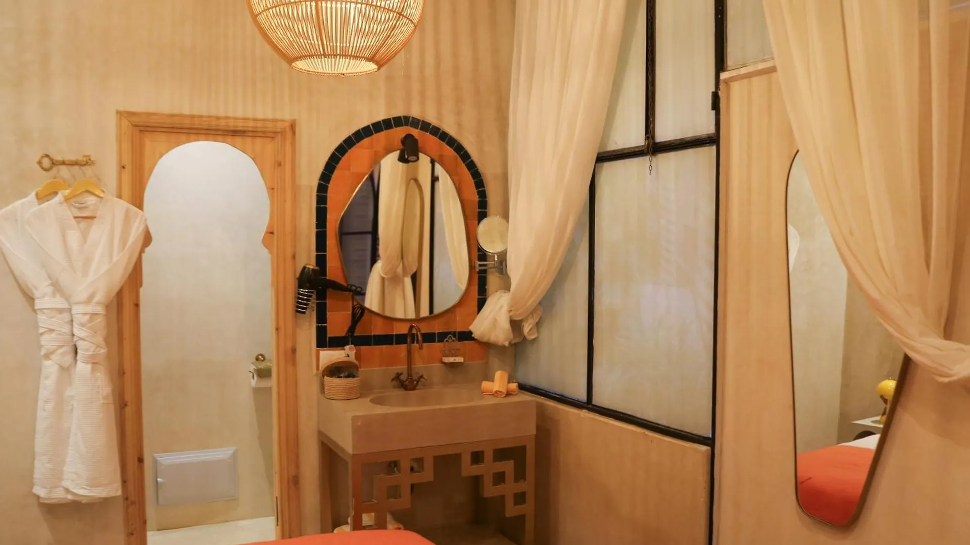 Riad 10 Mandarin Boutique Riad مراكش